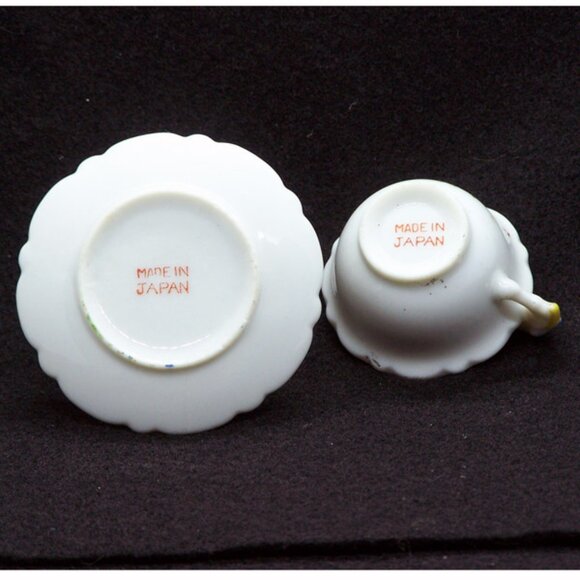 VTG MADE IN JAPAN  Miniature Demitasse Cup with Parakeet Handle and Saucer - Picture 5 of 9